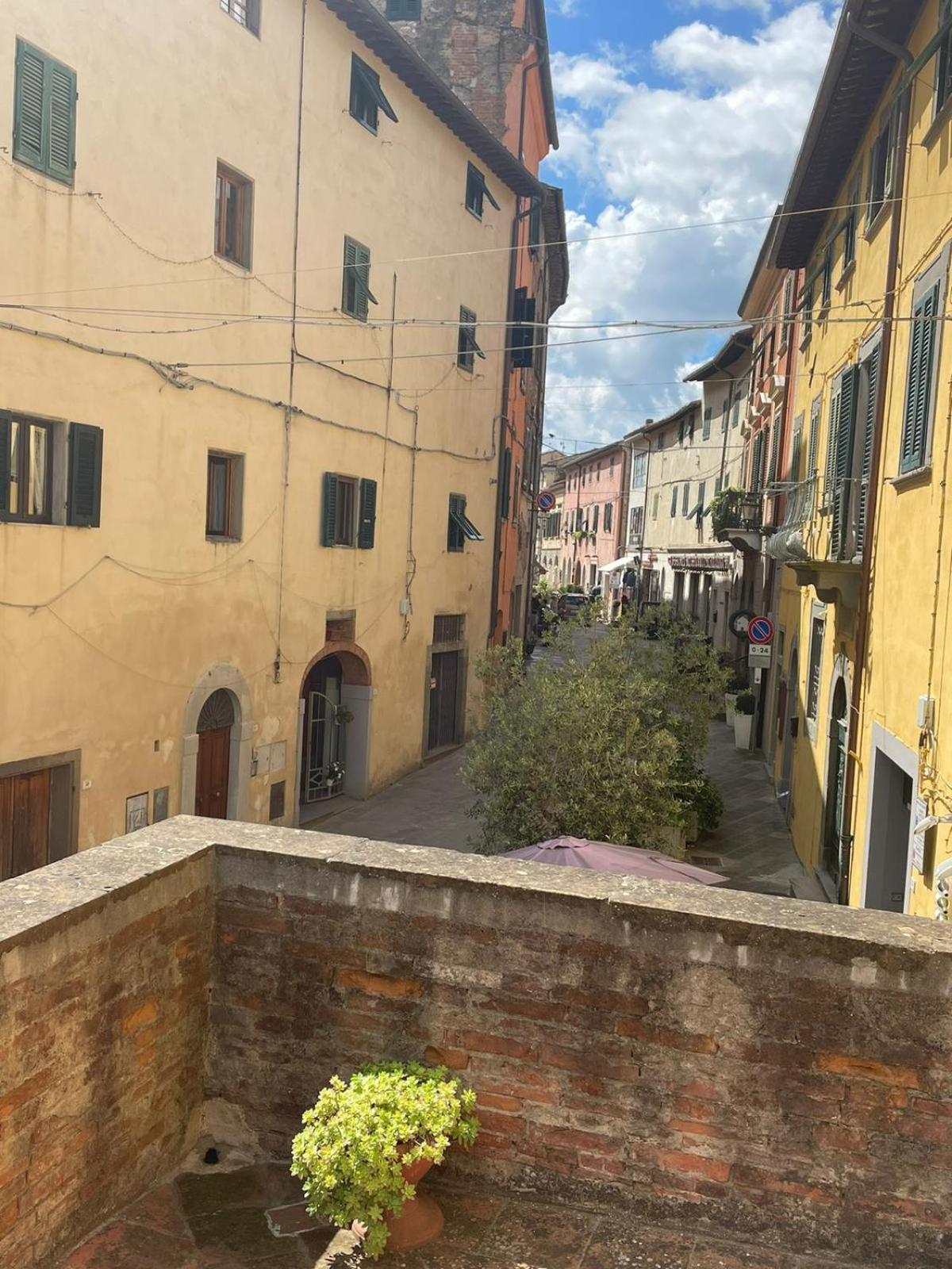 La Terrazza Di Susanna Peccioli Exterior photo